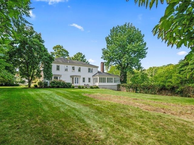 8 Washington Street, Sherborn, MA 01770
