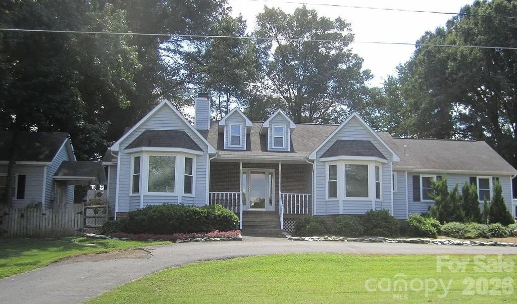 21133 Rio Oro Drive, Cornelius, NC 28031