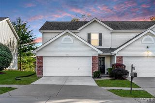 120 Homeshire Drive 10, Wentzville, MO 63385