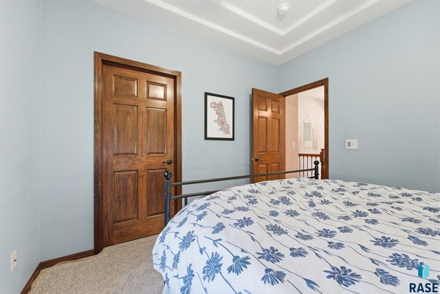 8109 S Brett Ave Avenue, Sioux Falls, SD 57108