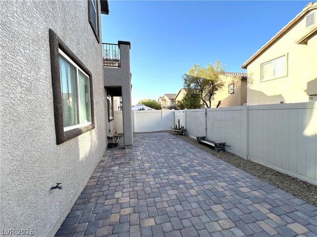 8154 Sandy Slope Court, Las Vegas, NV 89113