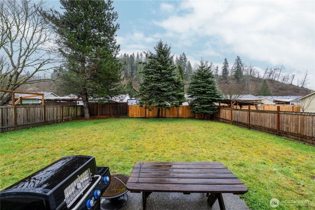 512 Walnut Avenue, Sultan, WA 98294