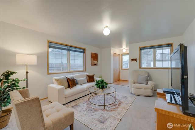 512 Walnut Avenue, Sultan, WA 98294