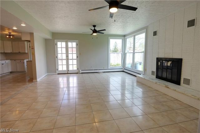 6751 Oakwood Road, Parma Heights, OH 44130
