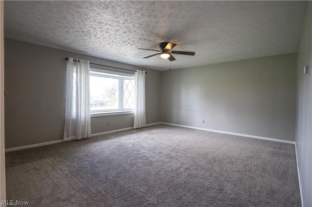 6751 Oakwood Road, Parma Heights, OH 44130