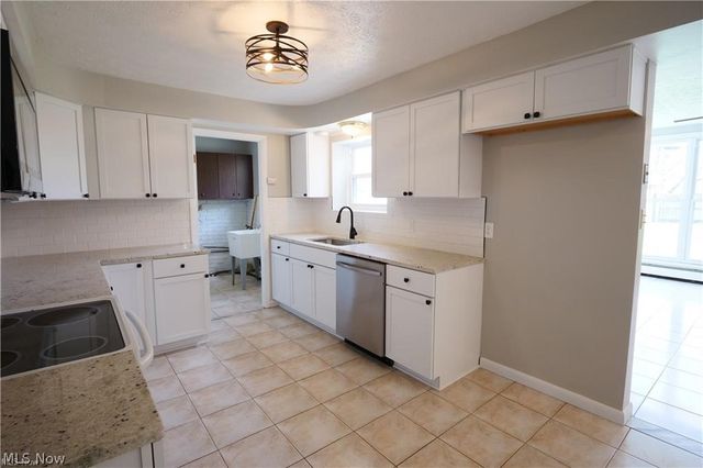 6751 Oakwood Road, Parma Heights, OH 44130