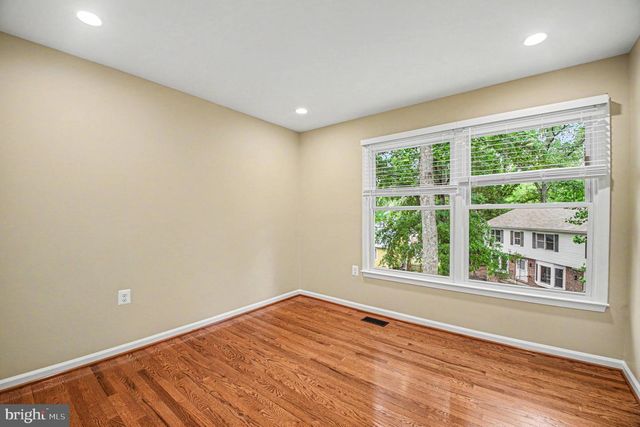 16200 EDGEWOOD DR, Dumfries, VA 22025