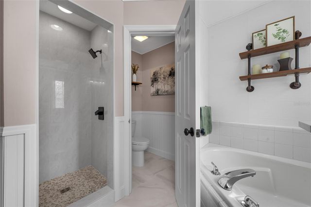 11422 NW 16TH PLACE, Gainesville, FL 32606