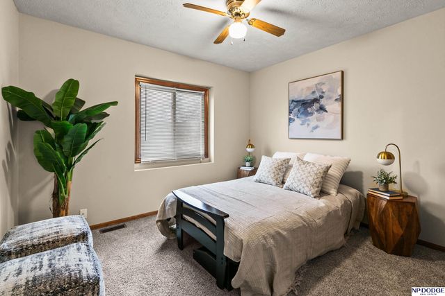 2705 Alberta Avenue, Bellevue, NE 68147