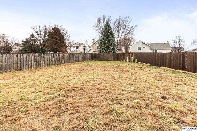 2705 Alberta Avenue, Bellevue, NE 68147