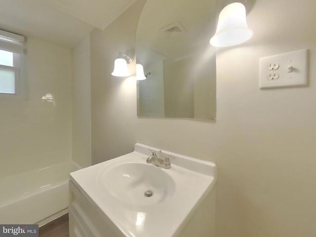 9300 OVERLOOK CIR, Newburg, MD 20664