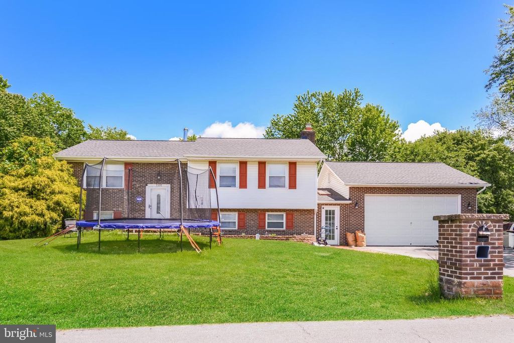 9300 OVERLOOK CIR, Newburg, MD 20664