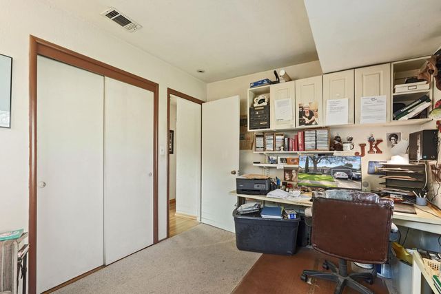 616 Morada Ln, Stockton, CA 95210