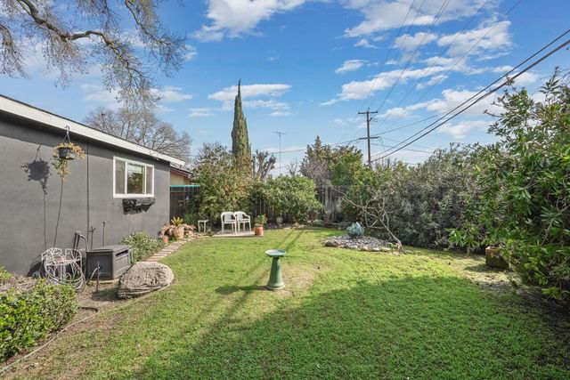 616 Morada Ln, Stockton, CA 95210