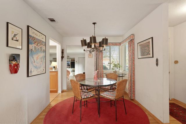 616 Morada Ln, Stockton, CA 95210