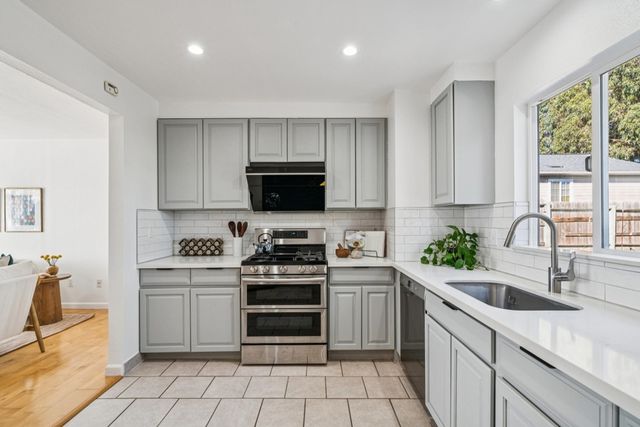 1468 Monterey St, Richmond, CA 94804