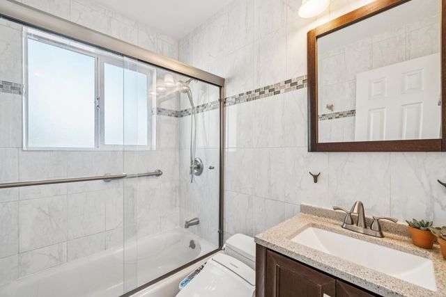 1468 Monterey St, Richmond, CA 94804