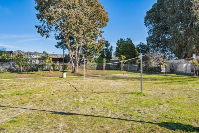 1468 Monterey St, Richmond, CA 94804