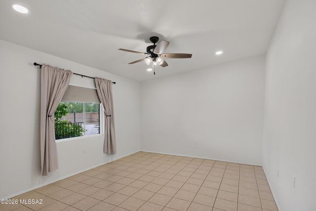 1602 N Painted Hills Road, Tucson, AZ 85745