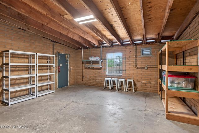 1602 N Painted Hills Road, Tucson, AZ 85745