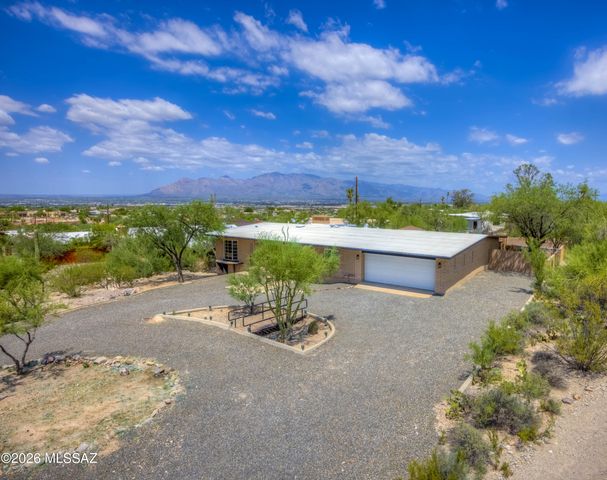 1602 N Painted Hills Road, Tucson, AZ 85745