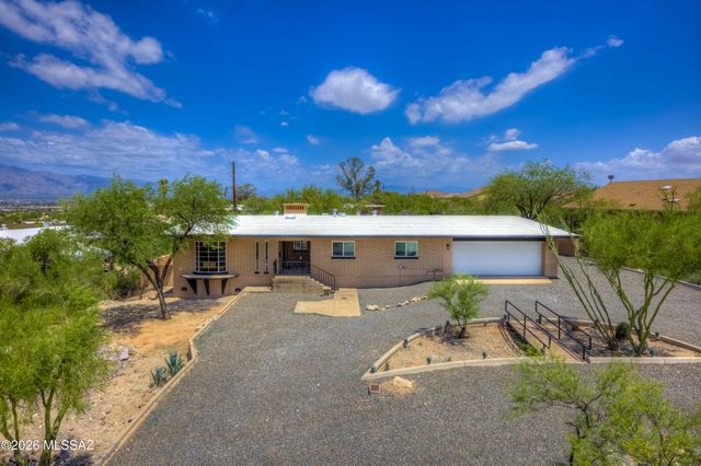 1602 N Painted Hills Road, Tucson, AZ 85745