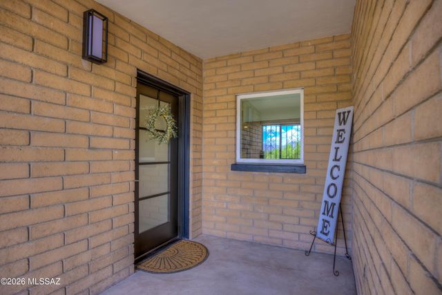 1602 N Painted Hills Road, Tucson, AZ 85745