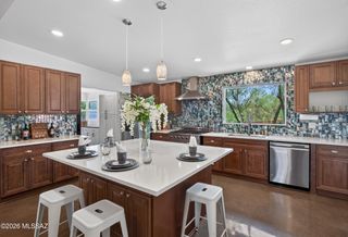 1602 N Painted Hills Road, Tucson, AZ 85745