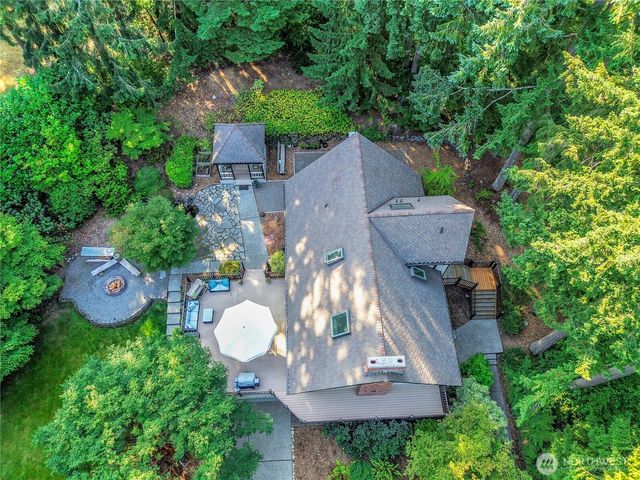 16716 2nd Street E, Lake Tapps, WA 98391