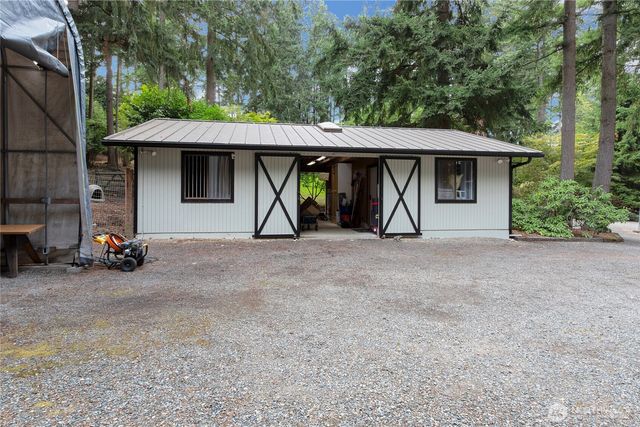 16716 2nd Street E, Lake Tapps, WA 98391