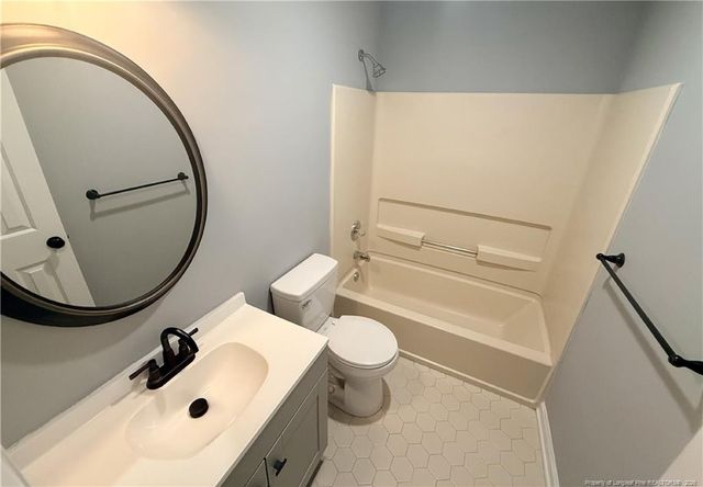 6720 St Julian Way, Fayetteville, NC 28314
