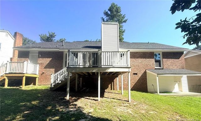 6720 St Julian Way, Fayetteville, NC 28314
