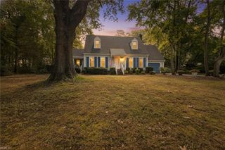 916 Oxford DR, Virginia Beach, VA 23452
