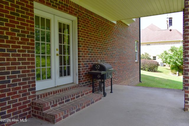 607 Millstone Drive, Evans, GA 30809