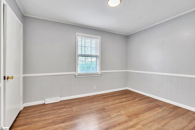 107 River Road Circle, Piedmont, SC 29673