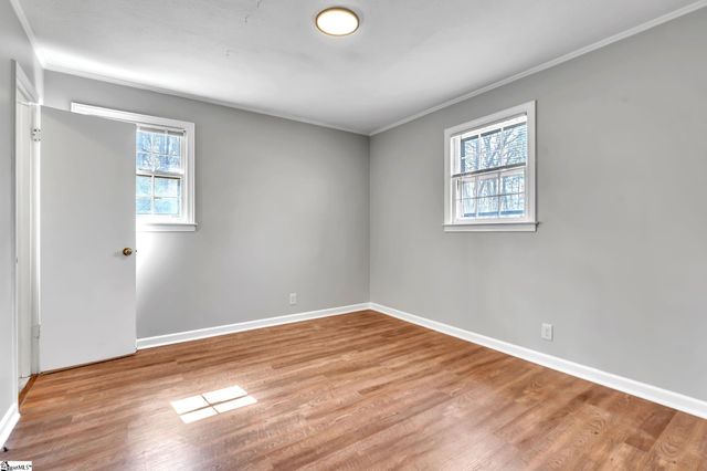 107 River Road Circle, Piedmont, SC 29673