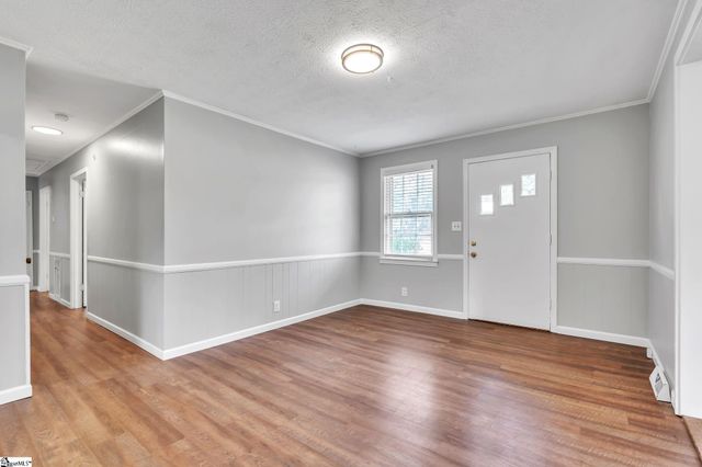 107 River Road Circle, Piedmont, SC 29673