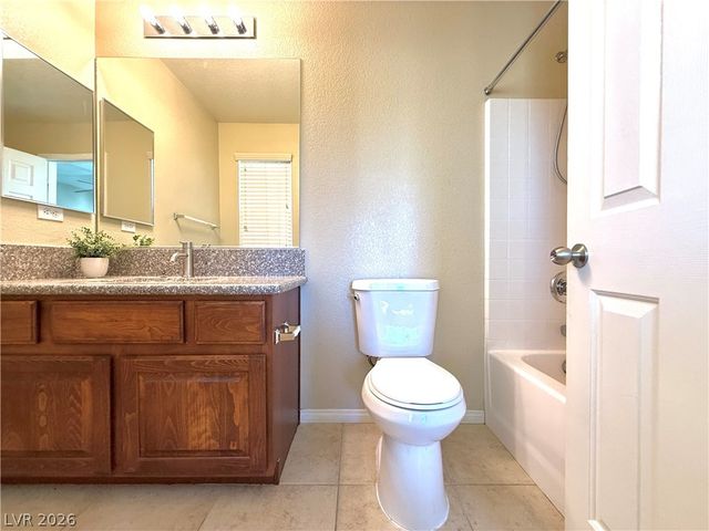 933 Wagner Valley Street, Henderson, NV 89052