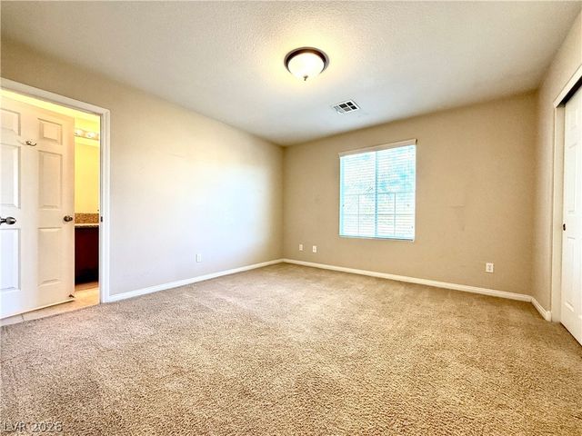 933 Wagner Valley Street, Henderson, NV 89052