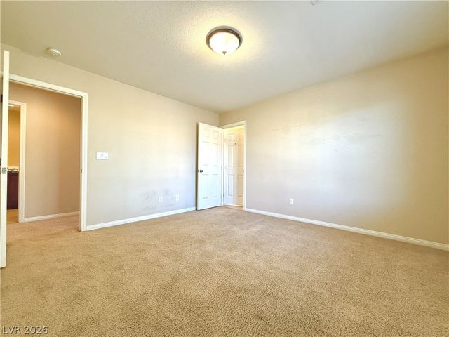 933 Wagner Valley Street, Henderson, NV 89052