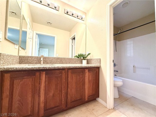 933 Wagner Valley Street, Henderson, NV 89052