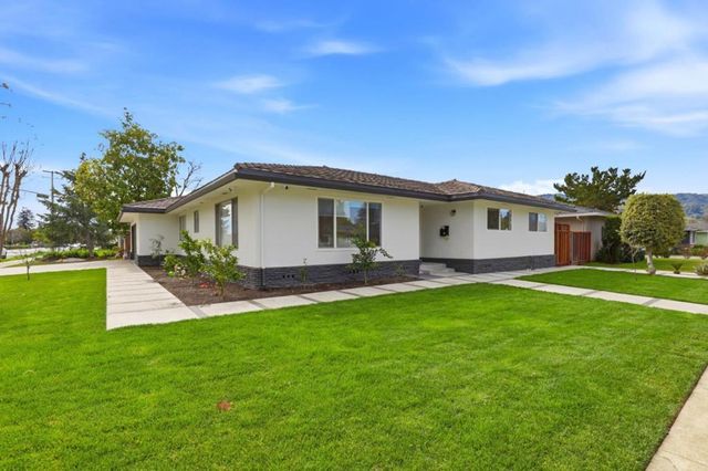 700 Eschenburg Drive, Gilroy, CA 95020
