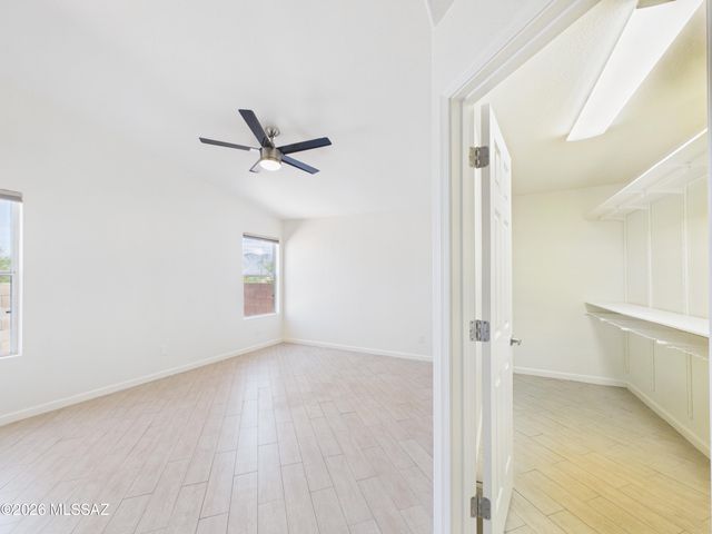 2136 W Frostwood Lane, Tucson, AZ 85745