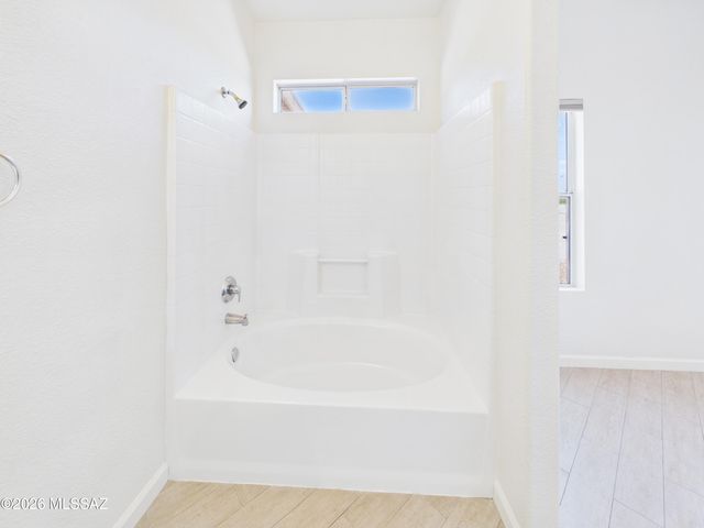2136 W Frostwood Lane, Tucson, AZ 85745