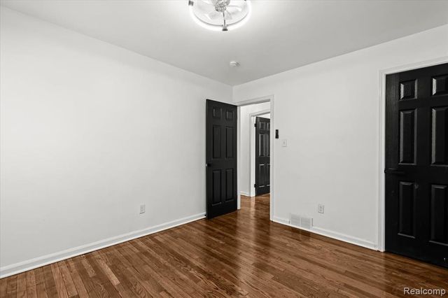 16866 Harlow, Detroit, MI 48235