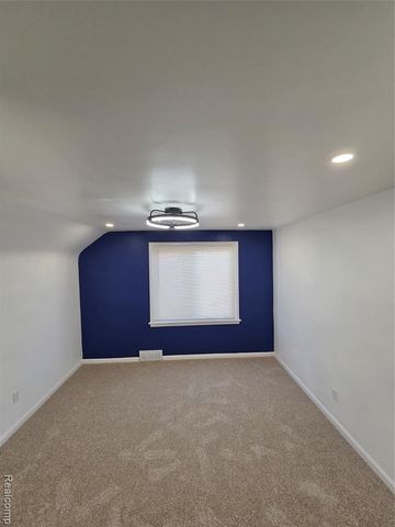 16866 Harlow, Detroit, MI 48235