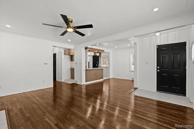 16866 Harlow, Detroit, MI 48235