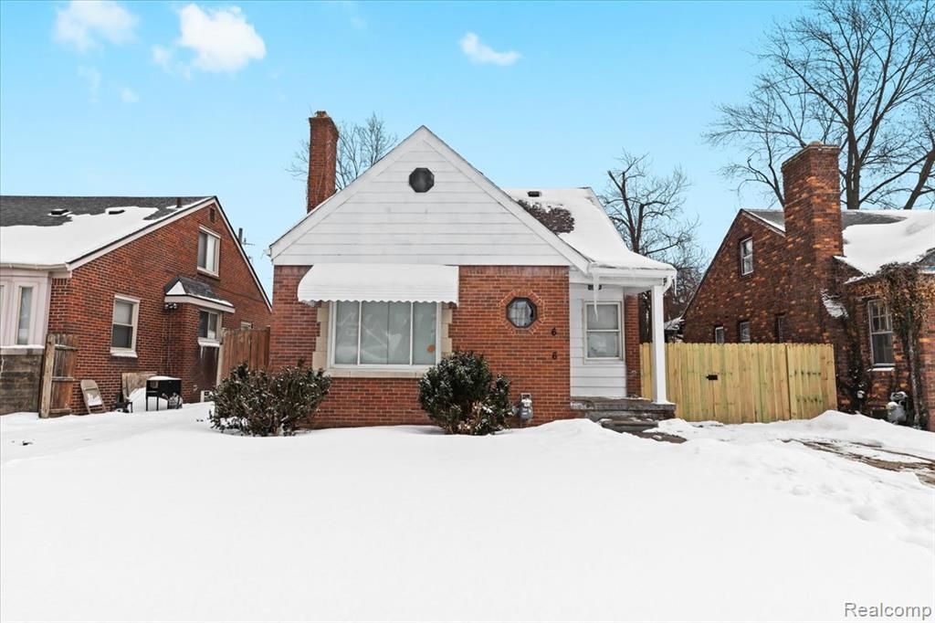 16866 Harlow, Detroit, MI 48235