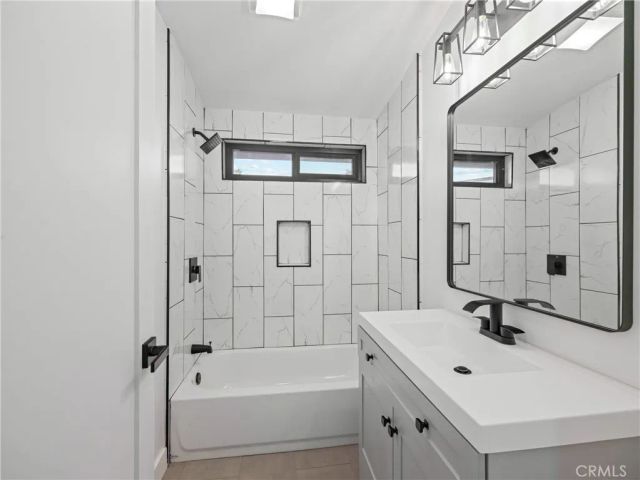 717 W Gateway, Palm Springs, CA 92262