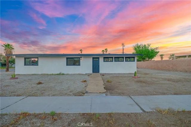717 W Gateway, Palm Springs, CA 92262